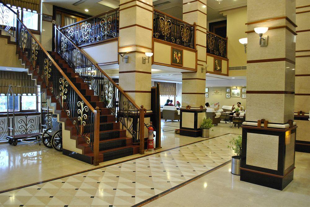 Hotel Daspalla Visakhapatnam Buitenkant foto