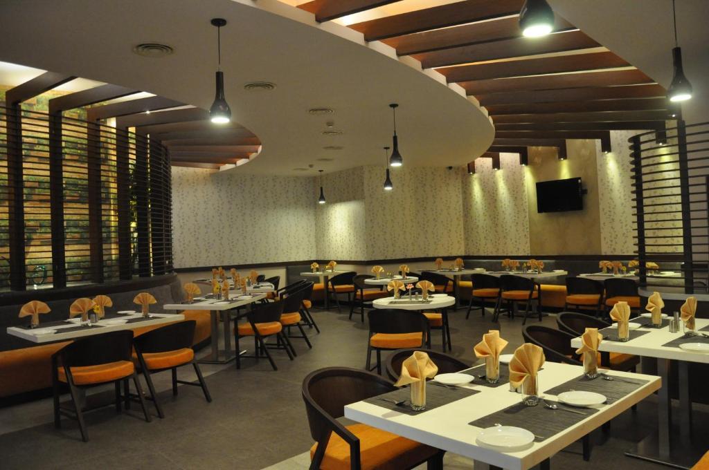 Hotel Daspalla Visakhapatnam Buitenkant foto