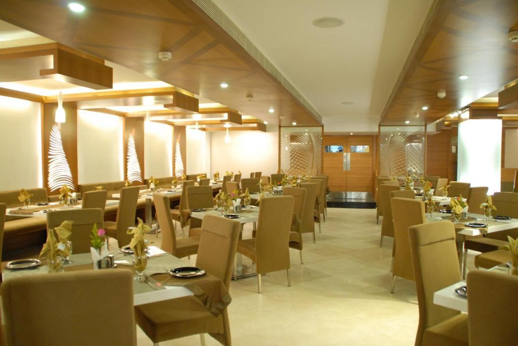 Hotel Daspalla Visakhapatnam Buitenkant foto