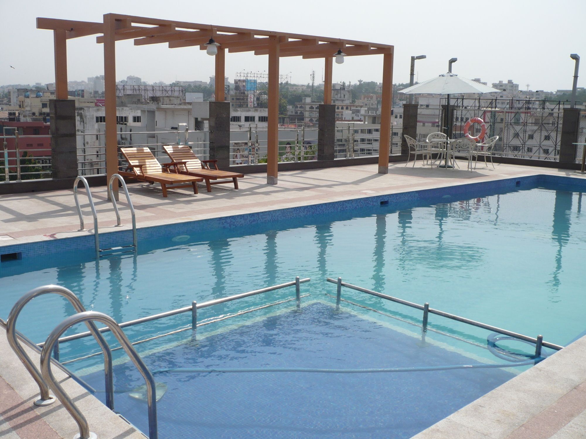 Hotel Daspalla Visakhapatnam Buitenkant foto
