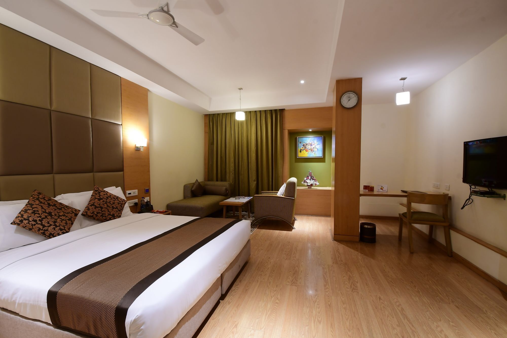 Hotel Daspalla Visakhapatnam Buitenkant foto